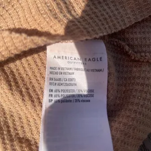American Eagle Size Small Waffle Knit Henley Shirt Thermal Fall Brown Tan thumbnail 3