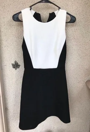 Dress thumbnail 1