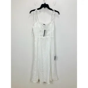 Lulus Loveliest Looks White Floral Jacquard Tie-Strap Midi Dress Medium NWT thumbnail 5