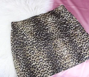 Forever 21 leather-like leopard print mini skirt thumbnail 5