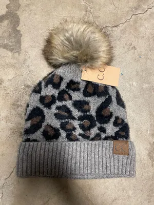 Beanie hat thumbnail 1