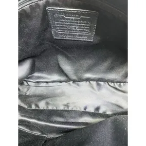 COACH Medium/ Large Leather Black Shoulder Bag thumbnail 16