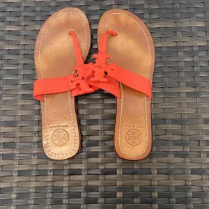 Tory Burch Tong Poppy Coral Sandals thumbnail 5