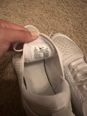 Nike Air Max 270 Shoes thumbnail 4