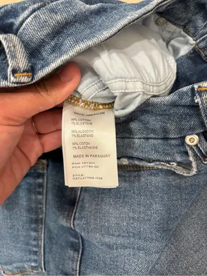 Good American Straight Leg Jeans thumbnail 4