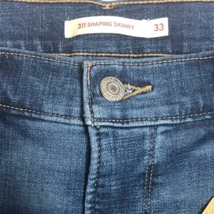 Levi’s Shaping Skinny Jeans Size 33, 16 thumbnail 8