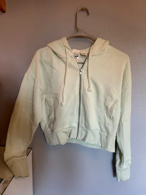 Levi’s Cropped Hoodie Sweatshirt thumbnail 1