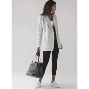 Lululemon Back To‎ It Wrap Fleece Jacket Sweater Athleisure Neutral Gray Comfy thumbnail 2