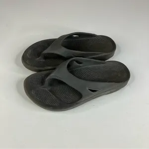 Oofos‎ Ooriginal Gray Flip Flop Sandals Size 8 thumbnail 3