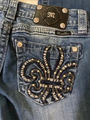 Miss Me Blue Embellished Fleur-de-Lis Bootcut Jeans Size 28 thumbnail 3