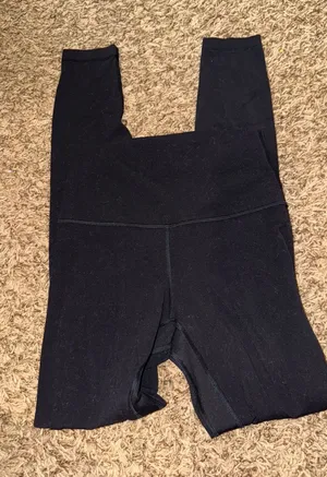 Lululemon Leggings Align 28" High-Rise Black thumbnail 1
