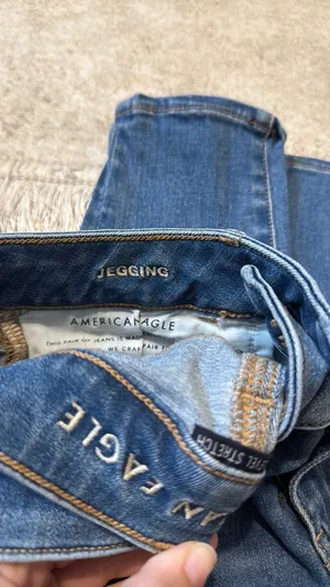American Eagle Jeans thumbnail 2