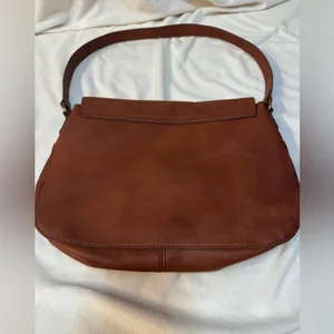 Universal Threads Tan Saddle Purse Like New!! thumbnail 2