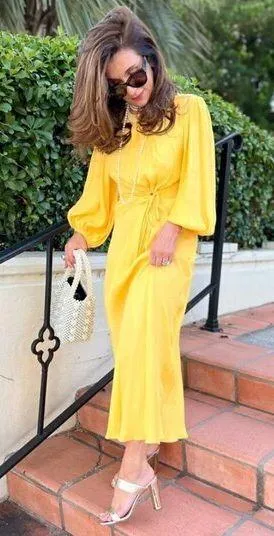 FARM RIO Cutout Piped Ring Midi Dress in Yellow Size Small thumbnail 1