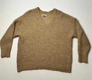 American Eagle chunky knit v-neck oversized sweater (L) neutral tan thumbnail 1