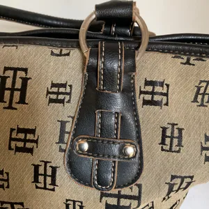 Vintage Tommy Hilfiger Y2K Monogram Tote Bag Black Beige Canvas thumbnail 7