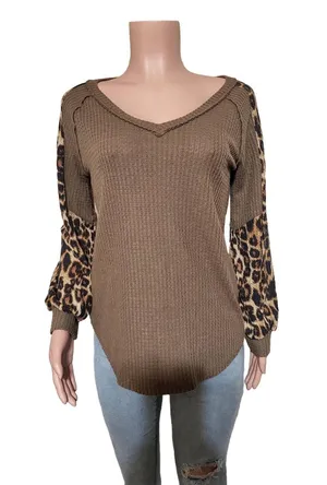 Women's V-neck knit long sleeve leopard sleeve raglan waffle pullover top S, M, L,XL thumbnail 1