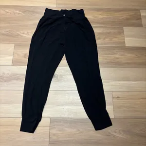 Athleta Salutation Jogger Black Medium thumbnail 3
