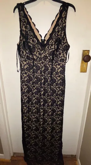Black Evening Gown thumbnail 1