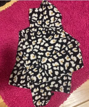 Wild Fable Fuzzy Cropped Sweater thumbnail 1