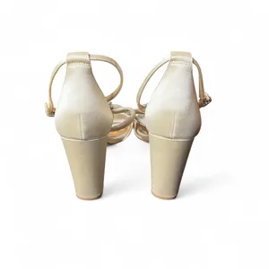 Badgley Mischka Crystal Embellished Ivory Satin Bridal Wedding Block Heel Shoe 7 thumbnail 4