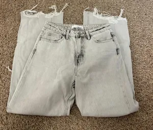 Vervet Light Wash High Waisted Jeans thumbnail 2
