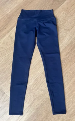 Alo airbrush leggings thumbnail 1