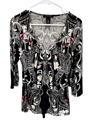 White House Black Market Black and White Paisley Blouse thumbnail 1