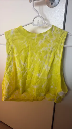 Lululemon tank Yellow Size 4 thumbnail 2