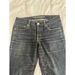 American Eagle Jeans Skinny Super Stretch Blue Women's 8 Regular Dark Wash thumbnail 2