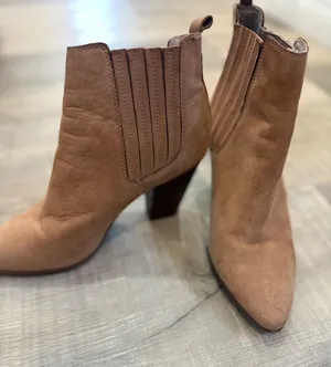 ALDO Tan Suede Pointed Toe Ankle Boots - Size‎ 8 / 38.5 thumbnail 1