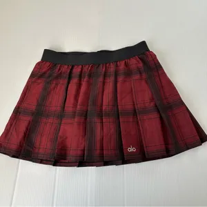 ALO Yoga Legacy Plaid Varsity Tennis Skirt Cranberry Black, S thumbnail 4