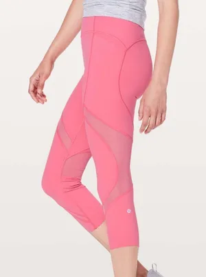 Lululemon On Pace Crop *21" in Glossy Women’s Size 6 Athletic Leggings thumbnail 1
