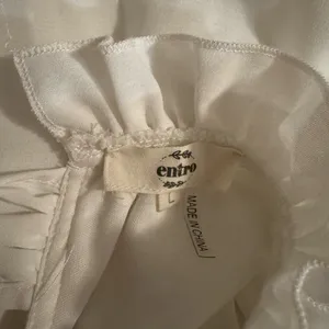 Beautiful entro White Tier Ruffle Sleeve Bow Tie Large Dress thumbnail 6