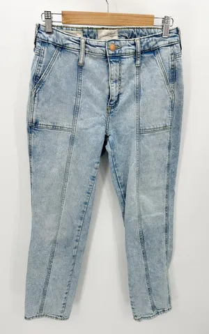 Universal Thread Jeans Womens 4/27 Light Wash High Rise Slim Straight Blue Denim thumbnail 1