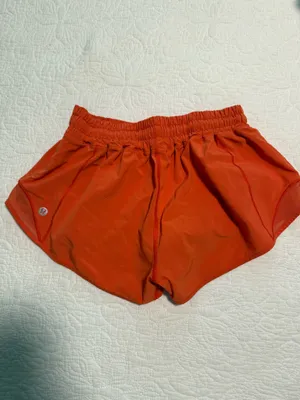 Lululemon Hotty Hot Shorts 2.5” thumbnail 2