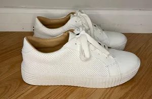 Steve Madden Toliver Sneaker, White, Size 7.5, EUC thumbnail 7