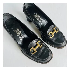 FERRAGAMO Sz 6.5 Black Leather Buckle‎ Heeled Slip On Loafer Round Toe Shoes thumbnail 1