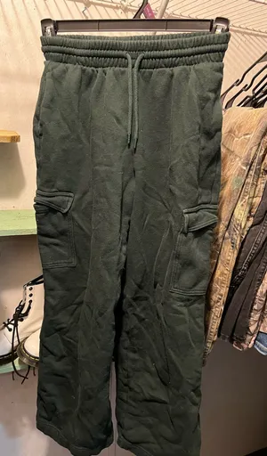 Old Navy Sweatpants thumbnail 1