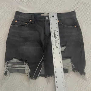 Free People 26 relaxed distressed destroyed denim jean skirt SK 3244 thumbnail 2