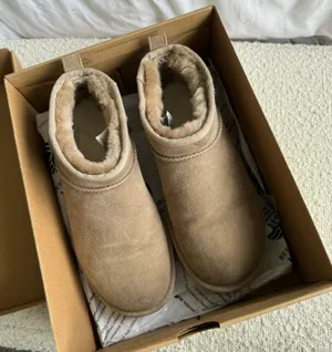 UGG Mini Boots thumbnail 5