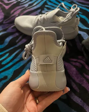 Adidas Shoes thumbnail 2
