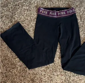 PINK Victoria's Secret Yoga Pants thumbnail 1