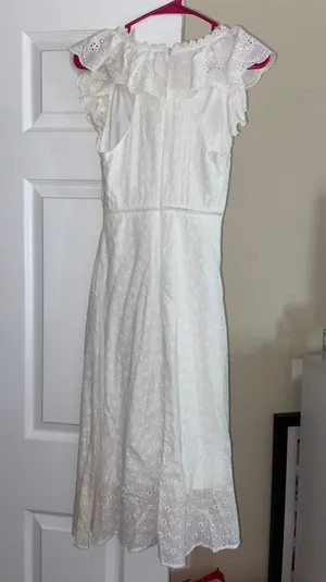 Francesca's White midi dress thumbnail 3