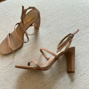 Mix No. 6 Heels thumbnail 2