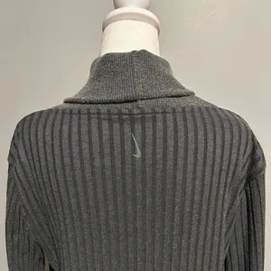 NIKE women’s Yoga Luxe Ribbed Cover Up‎ Sweater gray size M thumbnail 5