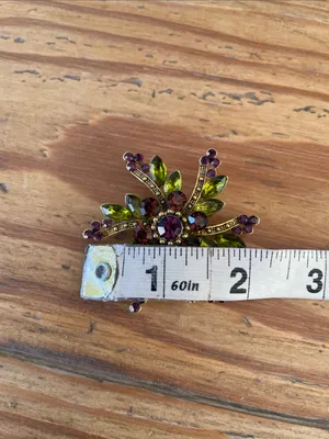 Beautiful Vintage Green Purple Amber Rhinestone Flower Pinwheel Brooch thumbnail 4