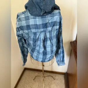 American Eagle Outfitters Blue Plaid Button Down Hooded Top Size XS thumbnail 7