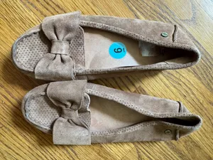 UGG Slippers Women’s thumbnail 3