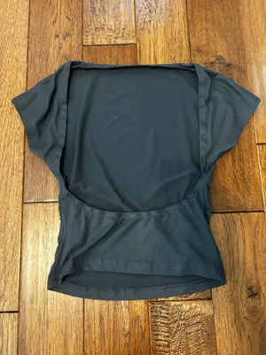 low back gray top thumbnail 2